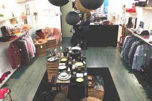 pop up, noël, cadeau, original, hommes, femmes, déco, accessoires, chemises